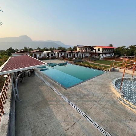 Happy Land Farm Hotel คาร์จัต ภายนอก รูปภาพ