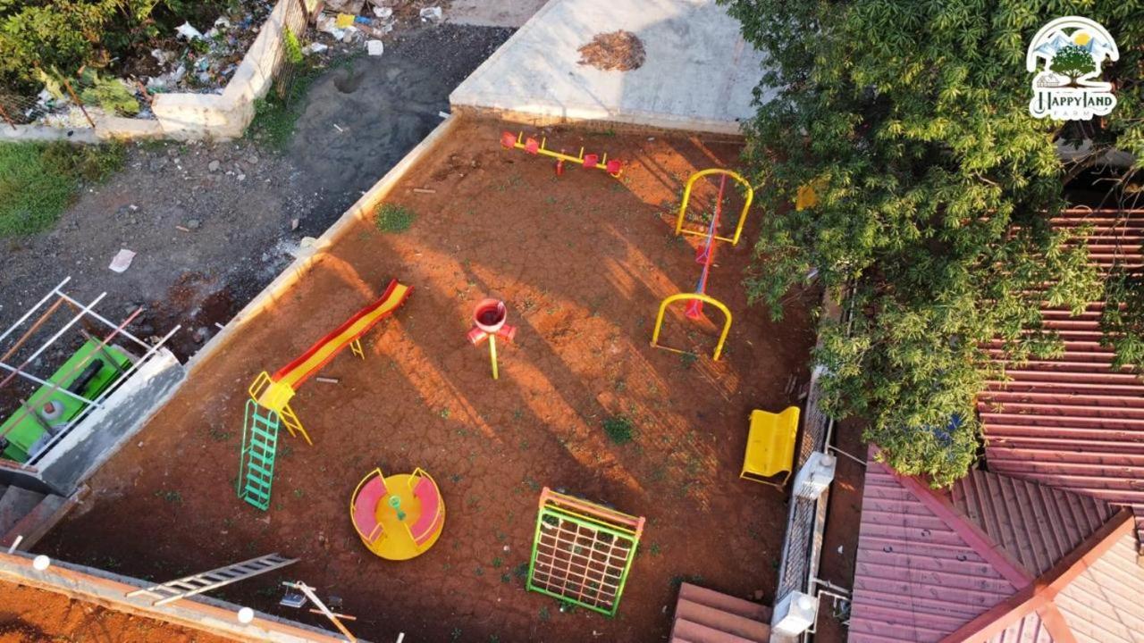 Happy Land Farm Hotel คาร์จัต ภายนอก รูปภาพ