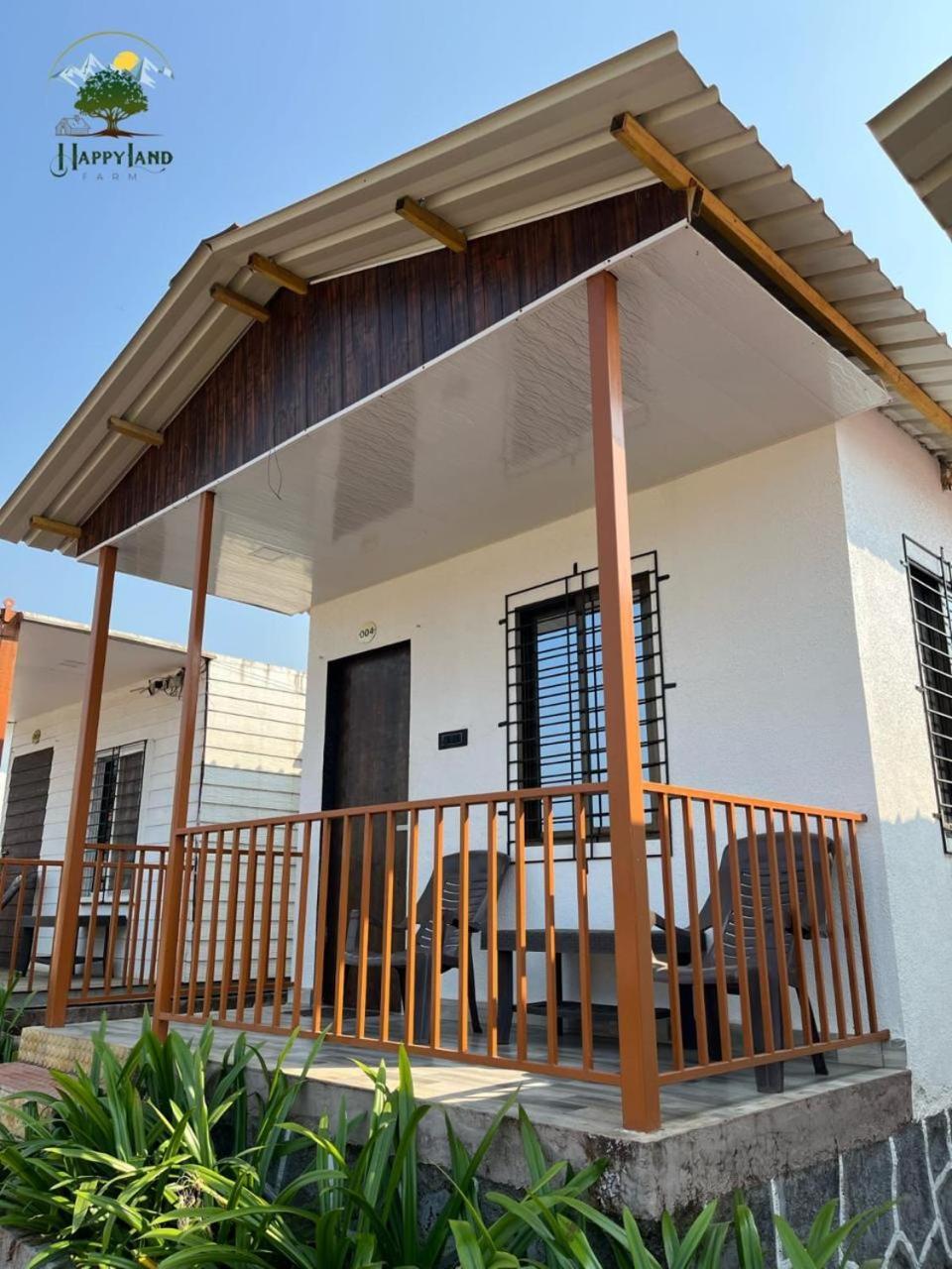 Happy Land Farm Hotel คาร์จัต ภายนอก รูปภาพ