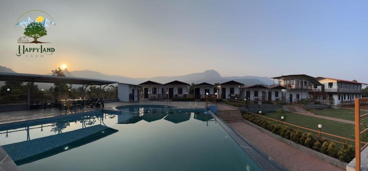 Happy Land Farm Hotel คาร์จัต ภายนอก รูปภาพ