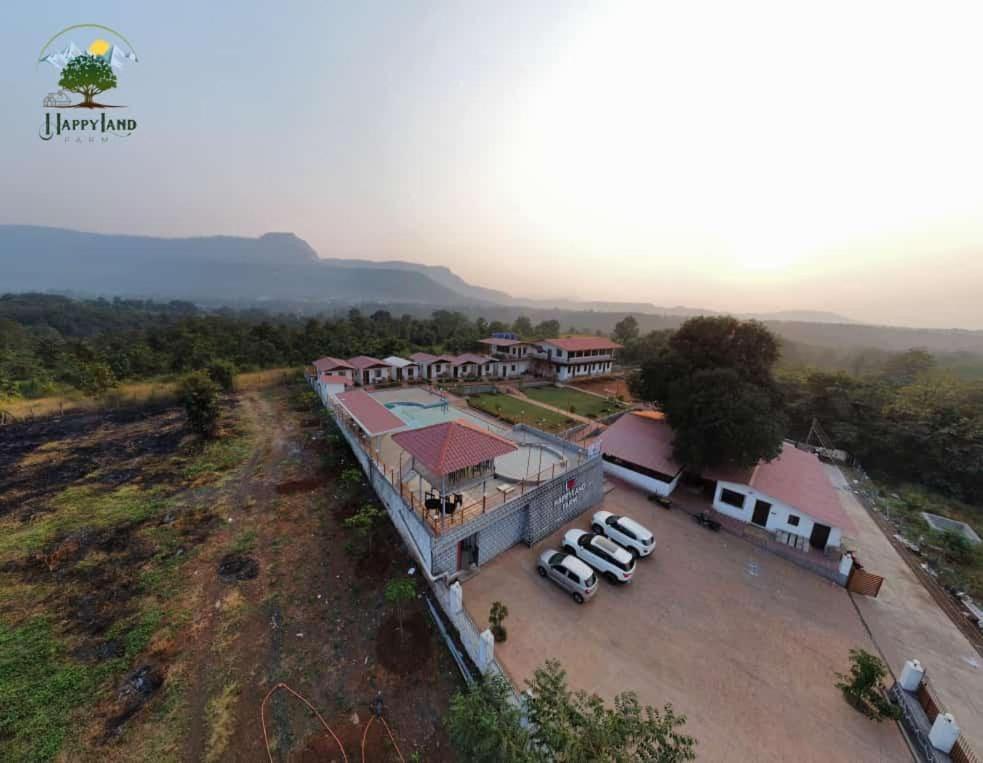Happy Land Farm Hotel คาร์จัต ภายนอก รูปภาพ