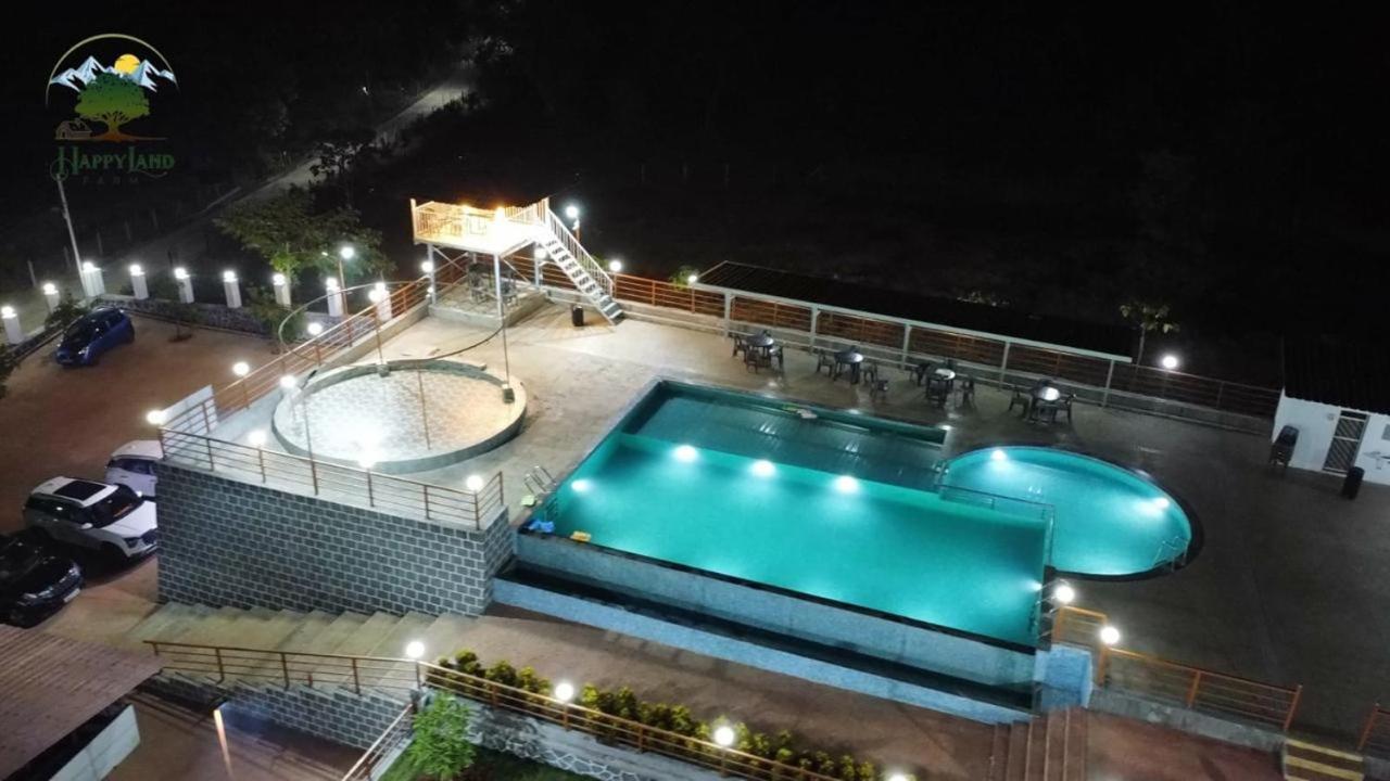 Happy Land Farm Hotel คาร์จัต ภายนอก รูปภาพ